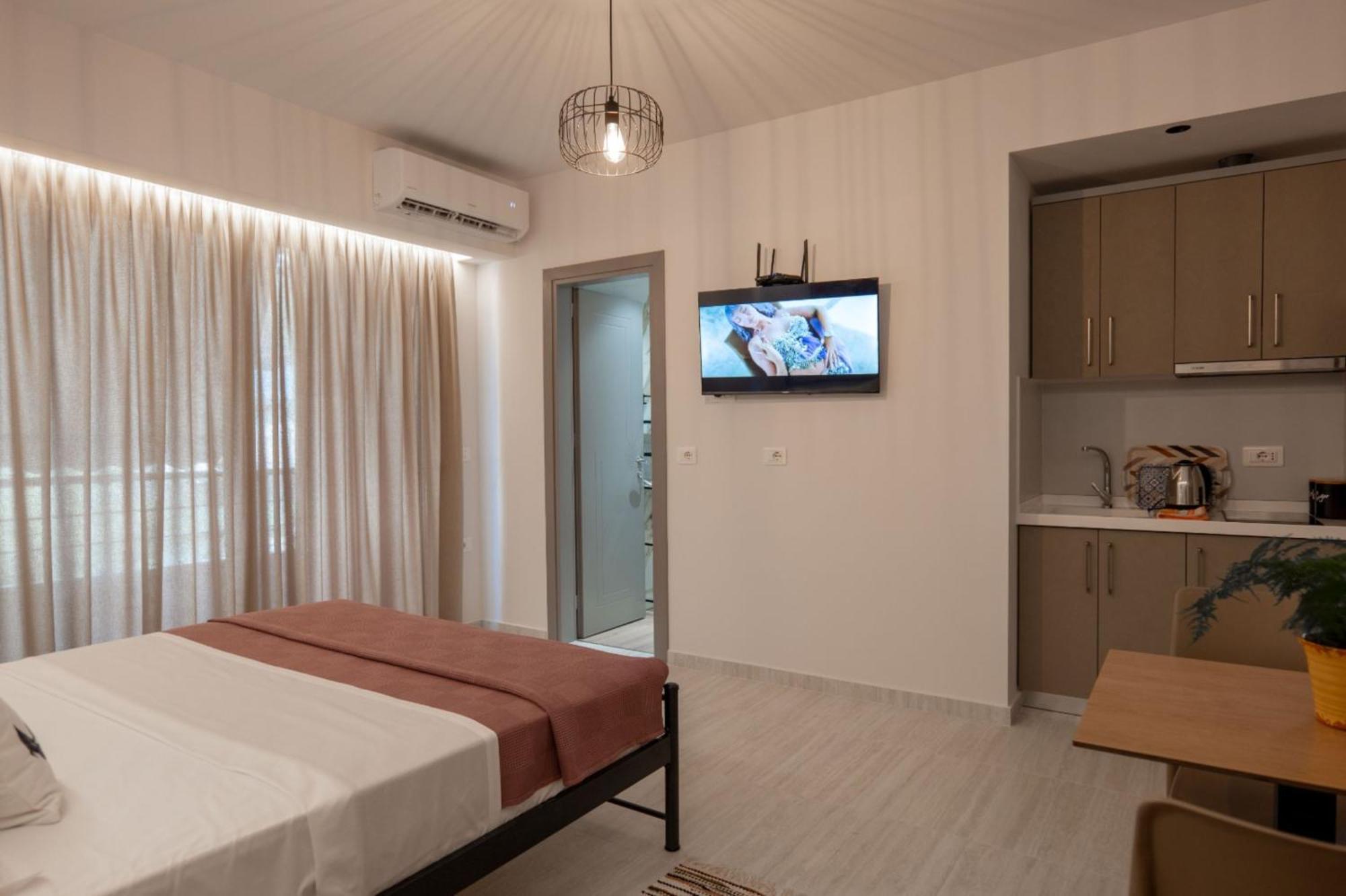 Aleksandra Apartments Sarandë Buitenkant foto