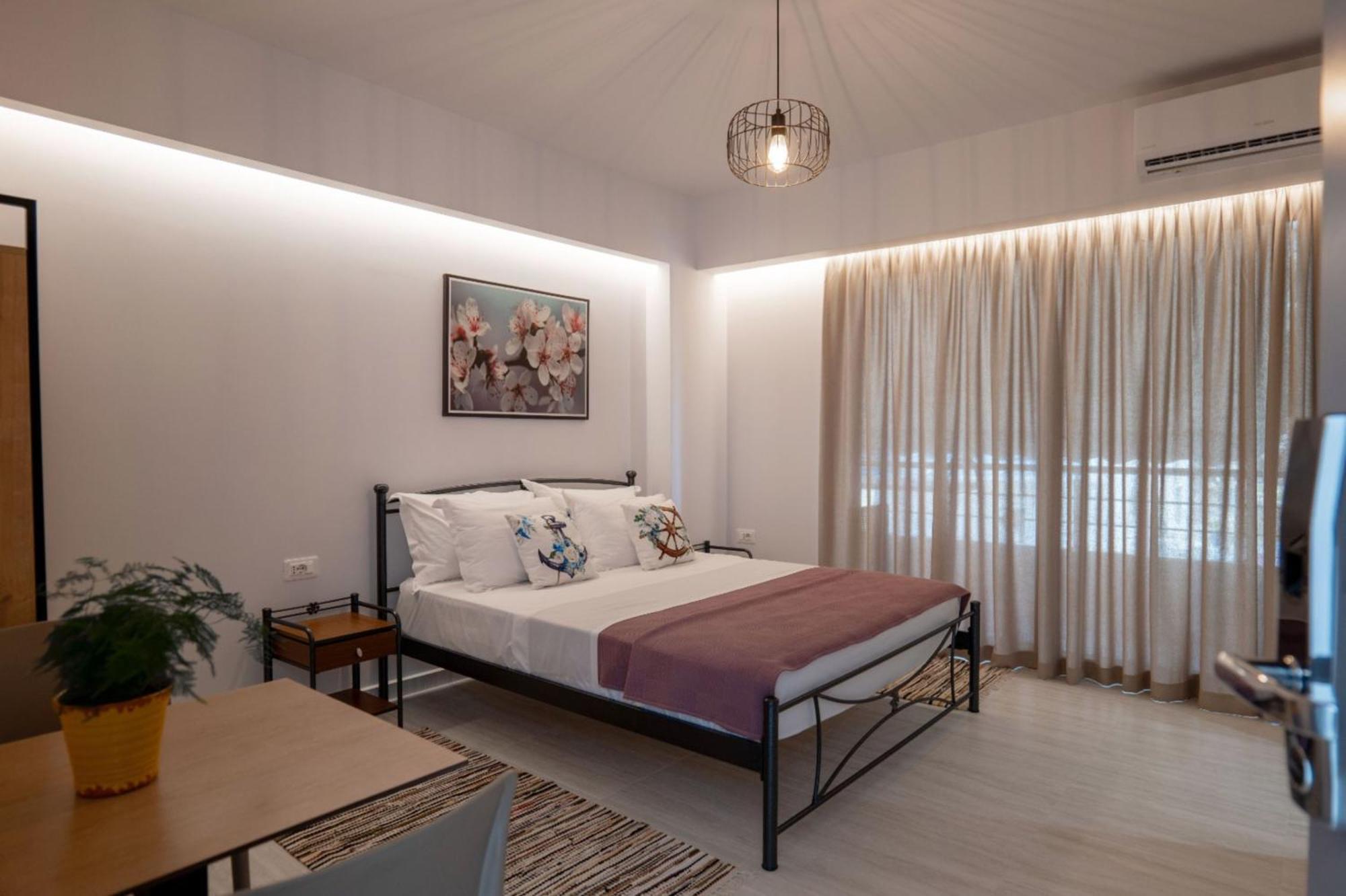 Aleksandra Apartments Sarandë Buitenkant foto