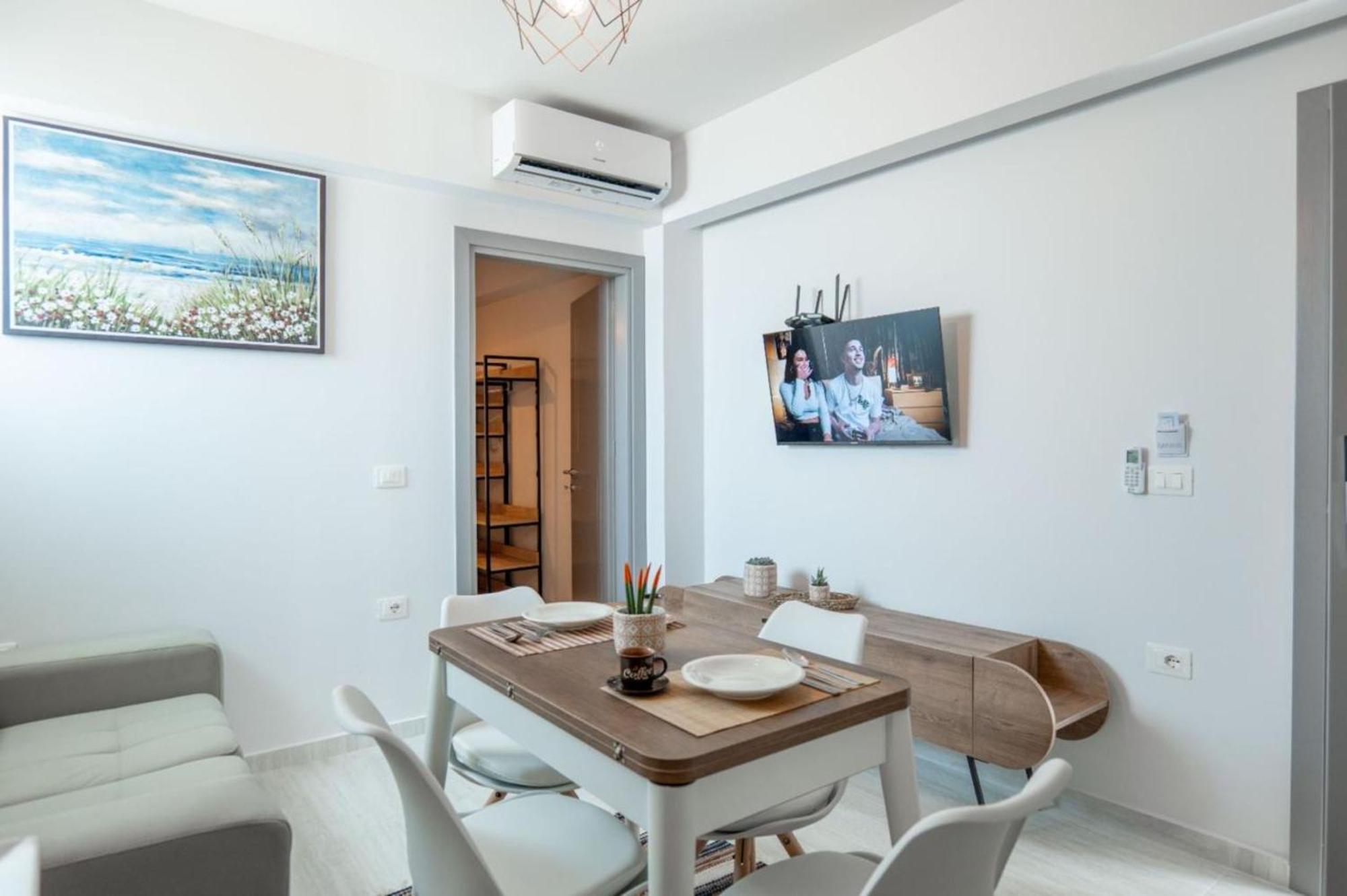 Aleksandra Apartments Sarandë Buitenkant foto
